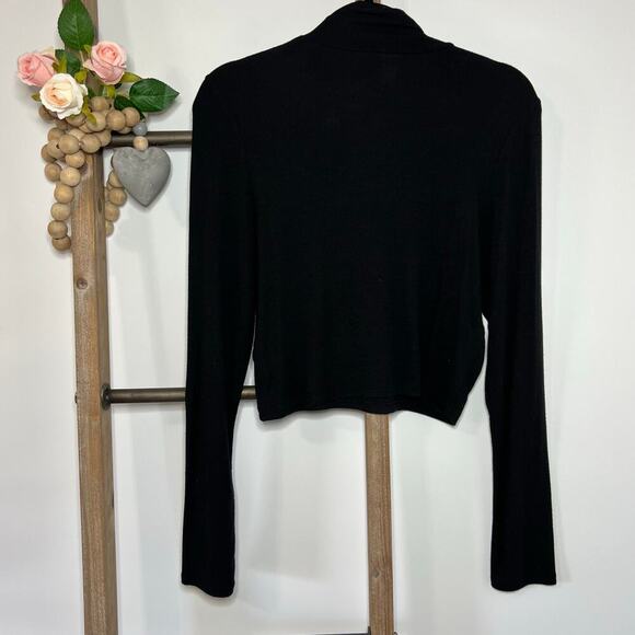 Wilfred‎ Long Sleeve Mock Neck Black Lightweight Top Size Large - Picture 3 of 6